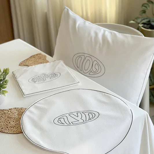 Luxury Corduroy Pesach Seder Set – Matzah Cover, Afikomen Bag & Pillowcase