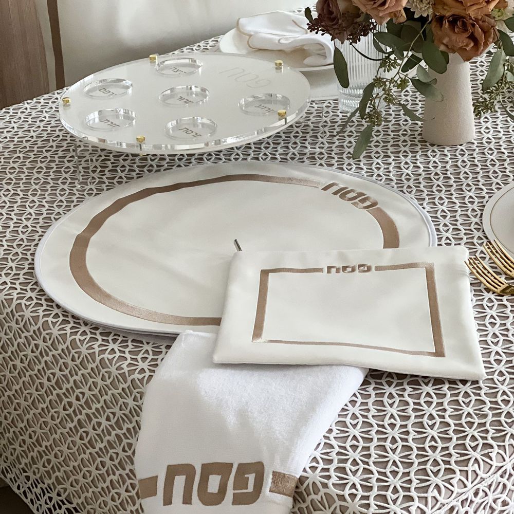 Seder Set Classic Design with Towel