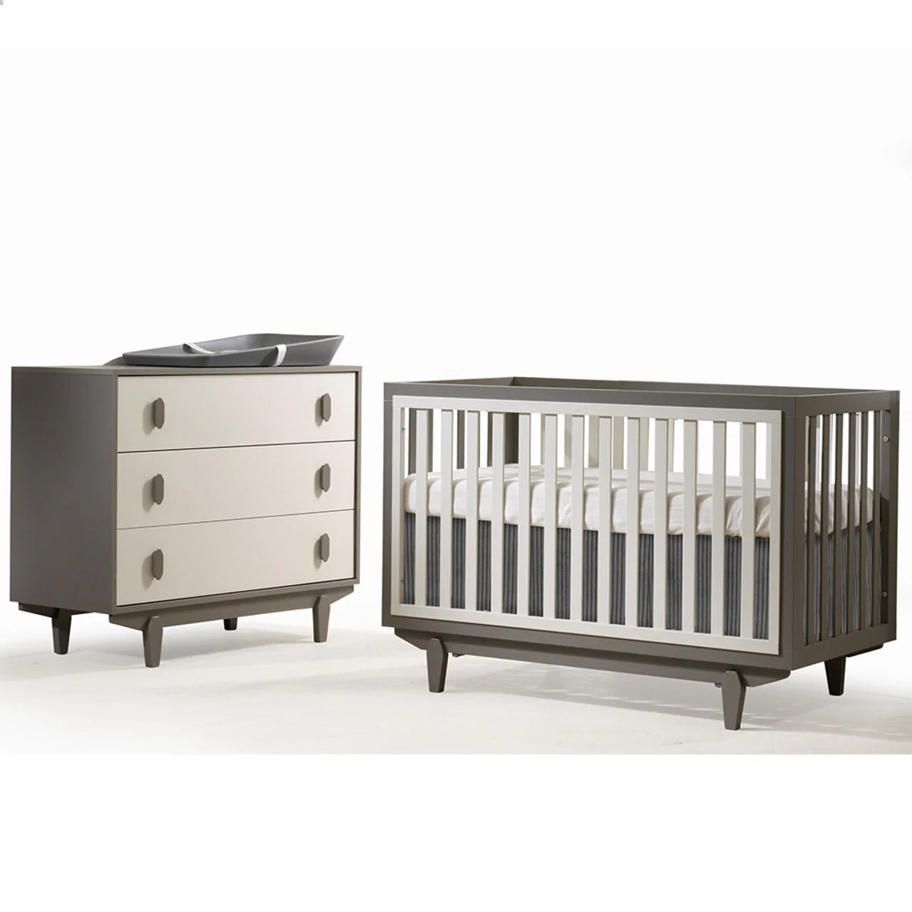 Tulip Tate Classic Convertible Crib & 3 Drawer Dresser Set